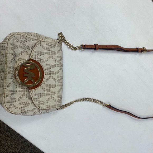 Michael Kors Cream Logo Crossbody Bag with Gold Hardware - Picture 9 of 10